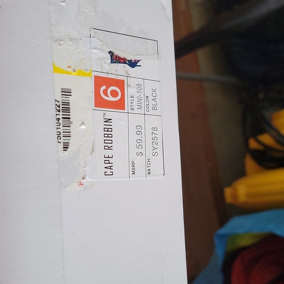 Cape robbin high heels - Picture 3 of 3